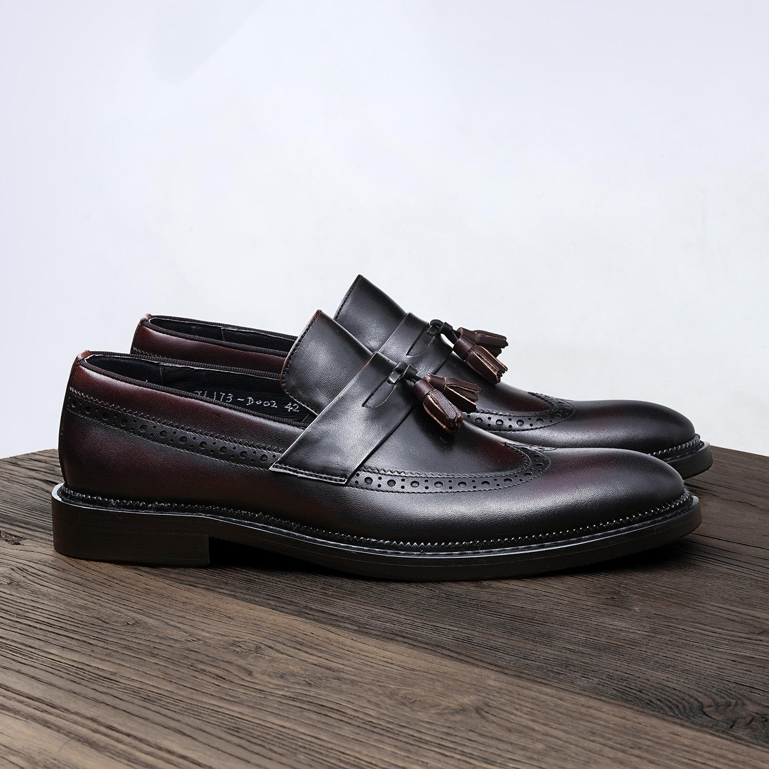 สีน้ำตาล