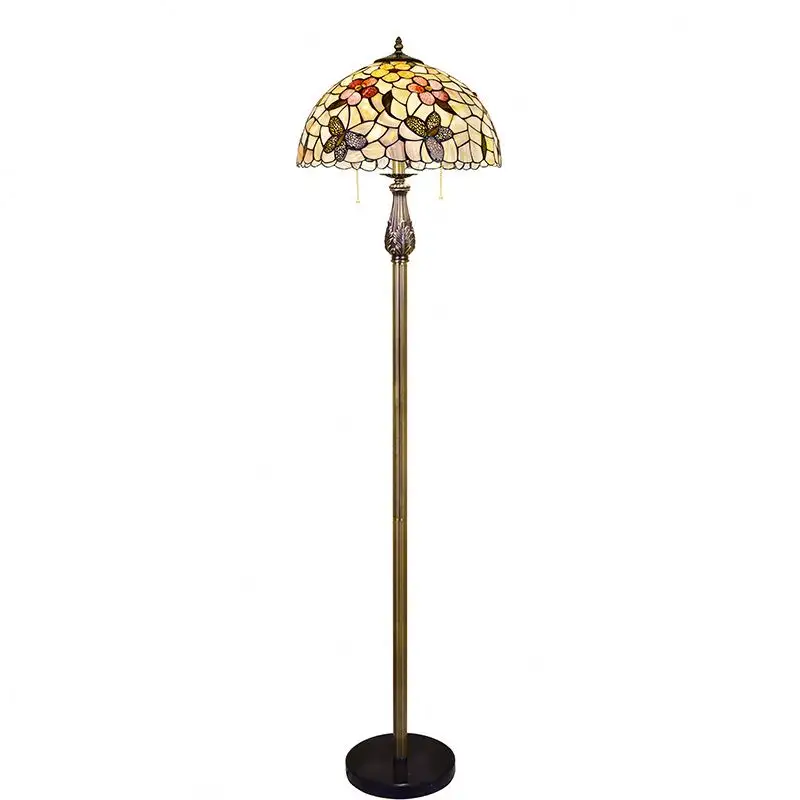 Stehlampe Tiffany Simple Large Style Glasmalerei Rosen Lampen schirm mit antiker Harz Basis lampe