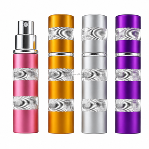 Vente en gros <span class=keywords><strong>de</strong></span> spray <span class=keywords><strong>de</strong></span> défense personnelle en forme <span class=keywords><strong>de</strong></span> rouge à lèvres, spray <span class=keywords><strong>de</strong></span> défense, rouge à lèvres, flacon <span class=keywords><strong>de</strong></span> parfum, produits <span class=keywords><strong>de</strong></span> défense personnelle pour femmes - Product Image 3