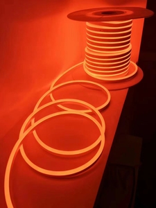 Le salon est équipé de bandes lumineuses LED étanches pour fond de télévision et de bandes lumineuses au néon basse tension 12V - Product Image 2