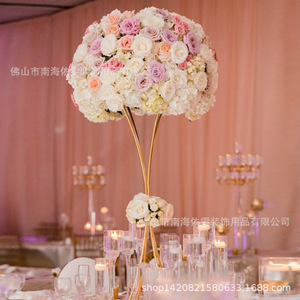 Estante <span class=keywords><strong>de</strong></span> flores dorado <span class=keywords><strong>de</strong></span> plomo para boda, canasta <span class=keywords><strong>de</strong></span> flores <span class=keywords><strong>de</strong></span> Metal, Triángulo Dorado alto, soporte <span class=keywords><strong>de</strong></span> flores para centros <span class=keywords><strong>de</strong></span> mesa <span class=keywords><strong>de</strong></span> decoración <span class=keywords><strong>de</strong></span> boda - Product Image 6