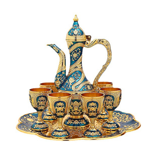 Set di liquori in stile europeo tazza di liquore creativo per la casa antico matrimonio di fascia alta da 8 pezzi Set regalo - Product Image 1