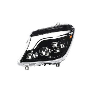 ชุดไฟหน้า TYPY สำหรับ Mercedes-Benz Sprinter ปี 2014-2017 รุ่นอัพเกรด พร้อมไฟวิ่งกลางวันแบบ LED 12V และไฟที่ไหลตามจังหวะ - Product Image 5