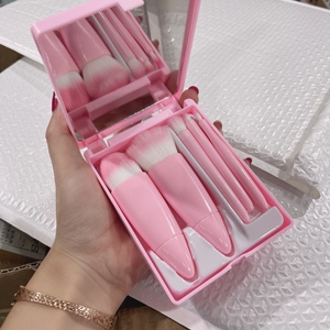 ชุดแปรงแต่งหน้าสีชมพูแบบขายส่ง ชุดแปรงเครื่องสำอางสำหรับเดินทาง สร้างแบรนด์ของคุณเอง แปรงสำหรับผู้หญิงแต่งหน้า - Product Image 1