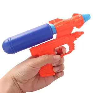 S2006新发明批发热卖儿童喷水玩具有趣便宜酷简单塑料产品
