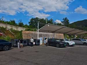 Stazione di Ricarica Mobile per Veicoli Elettrici con Batteria agli Ioni di Litio da 100kWh, Durata 5 Anni - Aeroporti, Autostrade - Product Image 6