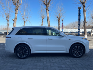 Li Auto L8 Ultra 2024, Conducción Inteligente, Volante a la Izquierda, Color Blanco, Menos de 10,000 Kilómetros, Nuevo - Product Image 4