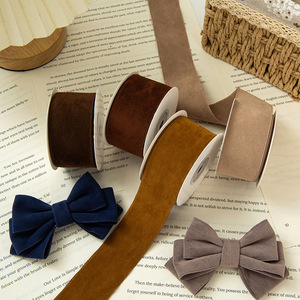 Phong Cách Hàn Quốc Hai Mặt Rắn Màu Nhung <span class=keywords><strong>Ribbon</strong></span> 4Cm Bow Bạc Foil In Thân Thiện Với Môi Quần Áo Tóc Hat <span class=keywords><strong>Ribbon</strong></span> - Product Image 3