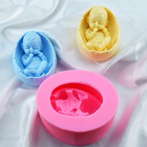 Moule en silicone 3D DIY pour bougies en résine en forme d'œuf, idéal pour la décoration intérieure et les bougies parfumées - Product Image 3