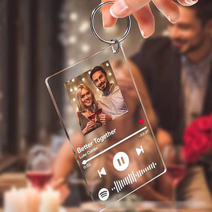 Nuevo recuerdo de boda personalizado, regalo de San Valentín, Navidad, acrílico, canción, linterna, llavero Z265 - Product Image 1