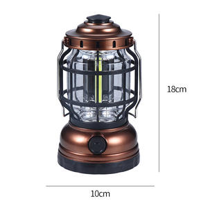 Lanterne de camping Antuke 18 cm, rechargeable par USB, lumière extérieure en métal bronze, lampe de secours pour le camping - Product Image 1