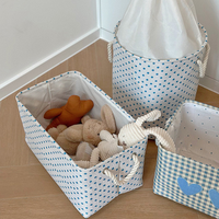 Panier de rangement pliable en toile à motif lapin avec poignée en corde, idéal pour vêtements, jouets ou linge sale