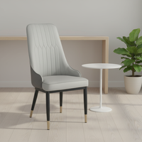 Chaise de salle à manger moderne en cuir rembourrée avec structure en fer et pieds dorés - Durable et écologique pour la maison, l'hôtel et la restauration