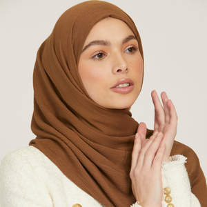 Haute qualité Floral Modal froissé Hijab léger doux respirant tenue quotidienne femmes musulmanes couleur bloquant imprimé ethnique châle - Product Image 1