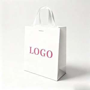 Sac en papier écologique de luxe pour boutique, avec logo de marque élégant imprimé, logo personnalisé, sacs cadeaux blancs, poignées en ruban laminé - Product Image 2