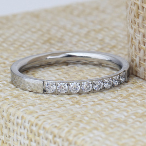 Anillo de Diamantes para Mujer, Chapado en Oro de 18K, Corte Brillante Redondo, Una Hilera de 2 mm, Acero Inoxidable, Joyería para Uso Diario - Product Image 3