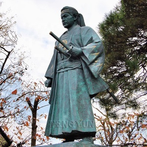 Estátua de samurai de bronze de cobre antigo de fundição metálica decorativa para jardim