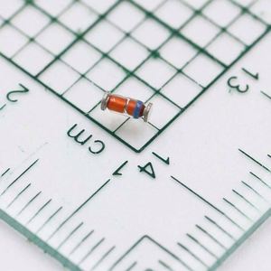 new - original ZMM30HSC LL-34 Diodes Zener Diodes 500mW 30V 50uA - Product Image 1