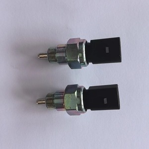 สวิตช์ไฟถอยหลัง 002945415D สำหรับรถยนต์โฟล์คสวาเกน 12V ตำแหน่งด้านหลัง - Product Image 1