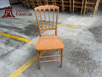 Chaises Napoléon empilables LANFENG modernes à haute résistance, finition imitation bois, faible entretien, pour banquets