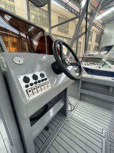 <span class=keywords><strong>Bateau</strong></span> de pêche à console centrale de 5,8 m / 19 pieds, nouvelle conception australienne 2023, avec certification CE - Product Image 5