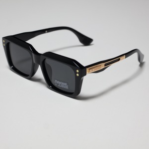 Lunettes de soleil polarisées carrées ZS-98503P pour hommes, monture noire, protection UV400, verres TAC, monture en plastique et métal - Product Image 1