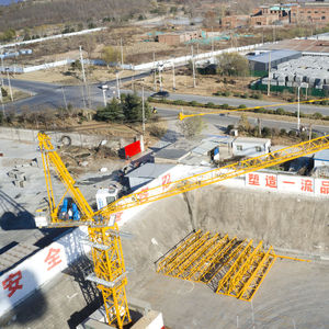 Grúa Torre de Brazo Articulado DAHAN de 6 Toneladas CTL110-4015 en Oferta, Pluma de 40 m, Altura Máxima de 102 m, con Caja de Cambios, Motorreductor y Componentes Principales del Motor - Product Image 6