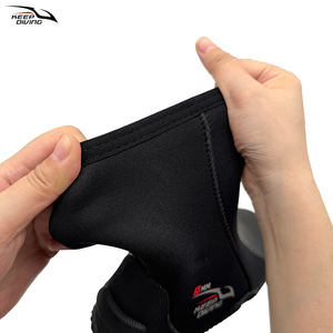 Bottes de plongée en néoprène 5 mm unisexes pour la plongée, le snorkeling, le surf et la plage - Product Image 3