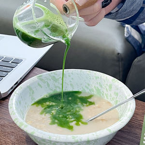 Matcha de qualité supérieure de qualité cérémonielle, poudre de thé vert pur, sachet et emballage en sachet - Product Image 3