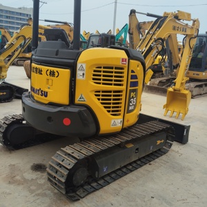 รถขุดมือสอง Komatsu PC35 ลดราคาพิเศษ ชั่วโมงการใช้งานต่ำ ระบบ Zero-Tail Swing น้ำหนัก 3.5 ตัน รถขุดขนาดเล็กจากญี่ปุ่น พร้อมห้องโดยสารแบบปิด - Product Image 5