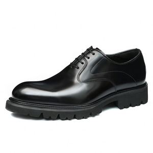 Chaussures habillées rehaussantes pour hommes - Style britannique, en cuir de vachette véritable et cuir verni, pour jeunes professionnels et bureau - Product Image 1