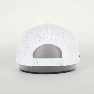 Gorra de Béisbol Personalizada al por Mayor, de Poliéster, con Orificios Cortados con Láser, 5 Paneles, con Cordón Deportivo, Logotipo Impreso, de Alta Calidad, Impermeable y Ajustable - Product Image 5