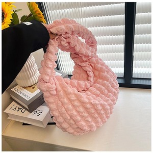 <b>Beanbag</b> <b>Large</b> Capacity Women's Shoulder Bag with Puff Cloud Pleated Diamond Pattern, Casual Japanese and Korean Style - Product Image 5