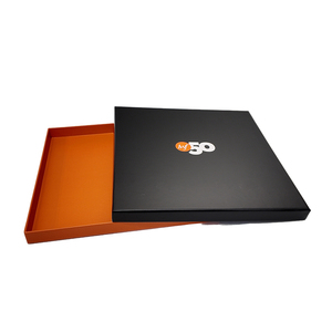 Scatola Regalo Rigida Personalizzata di Alta Gamma <span class=keywords><strong>con</strong></span> Logo Aziendale Stampato, Set Souvenir di Lusso <span class=keywords><strong>con</strong></span> Rivestimento in Carta e Spugna - Product Image 4