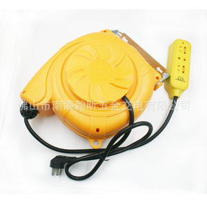 Enrollador de cable Owe de 12 m, 3 x 1,5 mm, cable de extensión retráctil automático con 3 tomas para uso en interiores y exteriores - Product Image 1
