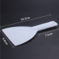 Grattoir en plastique, spatule de pâtisserie, coupe-gâteau, petit grattoir à crème, outils de pâtisserie Love Full House, ustensiles de cuisine et ménagers