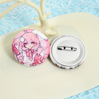 Insigne en fer blanc en peluche japonais personnalisé épingles de personnage d'anime insignes à rabat doux moelleux épingles de mouvement d'anime insignes de bouton en fer blanc