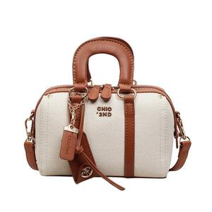 Bolso Boston de mano con patchwork de moda, nuevo estilo 2026, textura de mezclilla azul claro, versátil, de nicho, sencillo, con cremallera de un solo hombro - Product Image 5