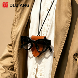 DUJIANG K261 Brillenclip aus Oberleder mit Lanyard für Sonnenbrillen und Brillen, Kreative Tragbare Aufbewahrung aus Echtem Leder - Product Image 4