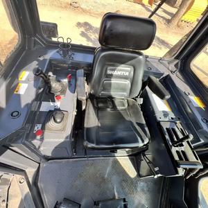 Shantui SD16 <b>Used</b> bulldozer16Tons Construction Machinery 90%new Shantui SD16 <b>Used</b> Medium sized <b>bulldozer</b> second hand earthmover - Product Image 3