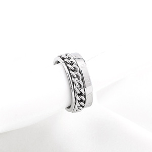 แหวนแฟชั่น ไทเทเนียมสตีล แหวนโซ่ตัวเลขโรมันแบบประกบ สำหรับทุกเพศ เครื่องประดับหมั้น - Product Image 4