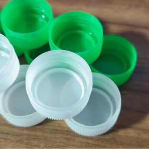 Échantillon Gratuit 2925 Préforme et Bouchons en Plastique pour Bouteilles d'Eau, Bouchon PE Anti-Vol pour Boissons - Product Image 2
