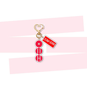 Spot Kpop New World Tour Concert Acrylic Cartoon Fashionable <b>Key</b> <b>Ring</b> Pendant Star Periphery Creative Design Fans Gift - Product Image 3