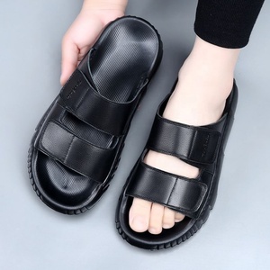 Sandales d'été pour hommes en faux daim pleine fleur à bout ouvert, semelle épaisse en EVA, antidérapantes, respirantes et légères - Product Image 5