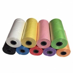 L'usine produit des sacs à déchets pour animaux de compagnie, des produits de nettoyage en PE, avec une rentabilité de 15 pièces par rouleau. - Product Image 3