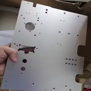 Precisione taglio Laser piegatura lamiera stampaggio fornitori di metallo metallo parti per stampaggio