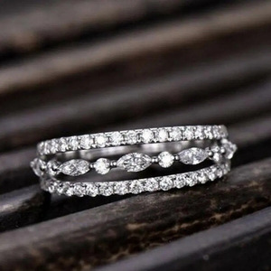 Elegante Anello a Fascia Traforata, Stile Coreano Minimalista, Gioielli da Donna alla Moda, per Uso Quotidiano, Regalo Chic - Product Image 2