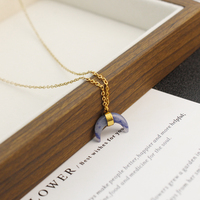 Collier imperméable en cristal de pierre de naissance avec pendentif lune bohème en ivoire, idéal pour les bijoux quotidiens des femmes