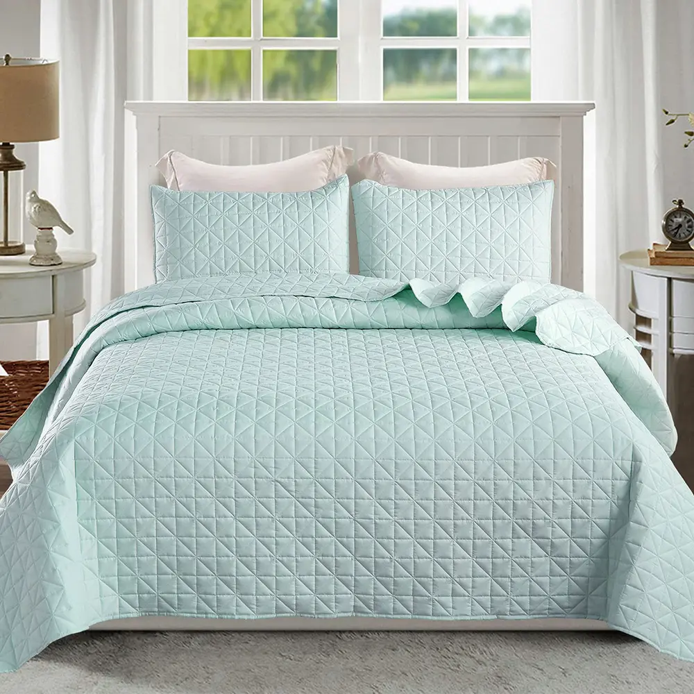 Lightweight Bedding Grid Quilted Bedspread and Shams 3 Pieces Queen Size Reversible Soft Green Quilt Set