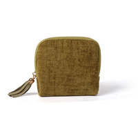 Pochette à bijoux portable rouge avec fermeture éclair et pompon, logo en relief, fournie par l'usine, pour ranger colliers, bagues, montres, clés, sac à bijoux